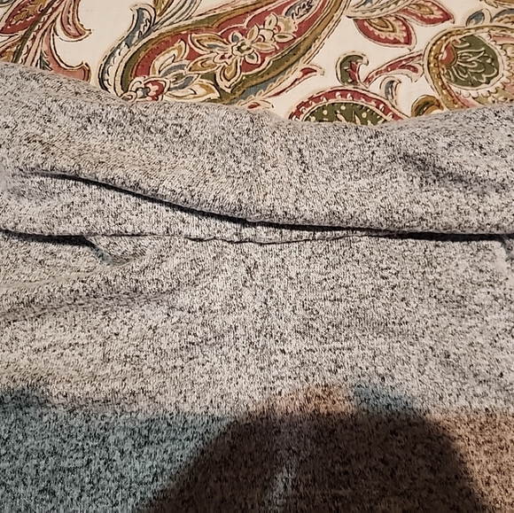 Green Envelope Los Angeles Sweatshirt,  Cowl Collar Gray Size L - Picture 13 of 16